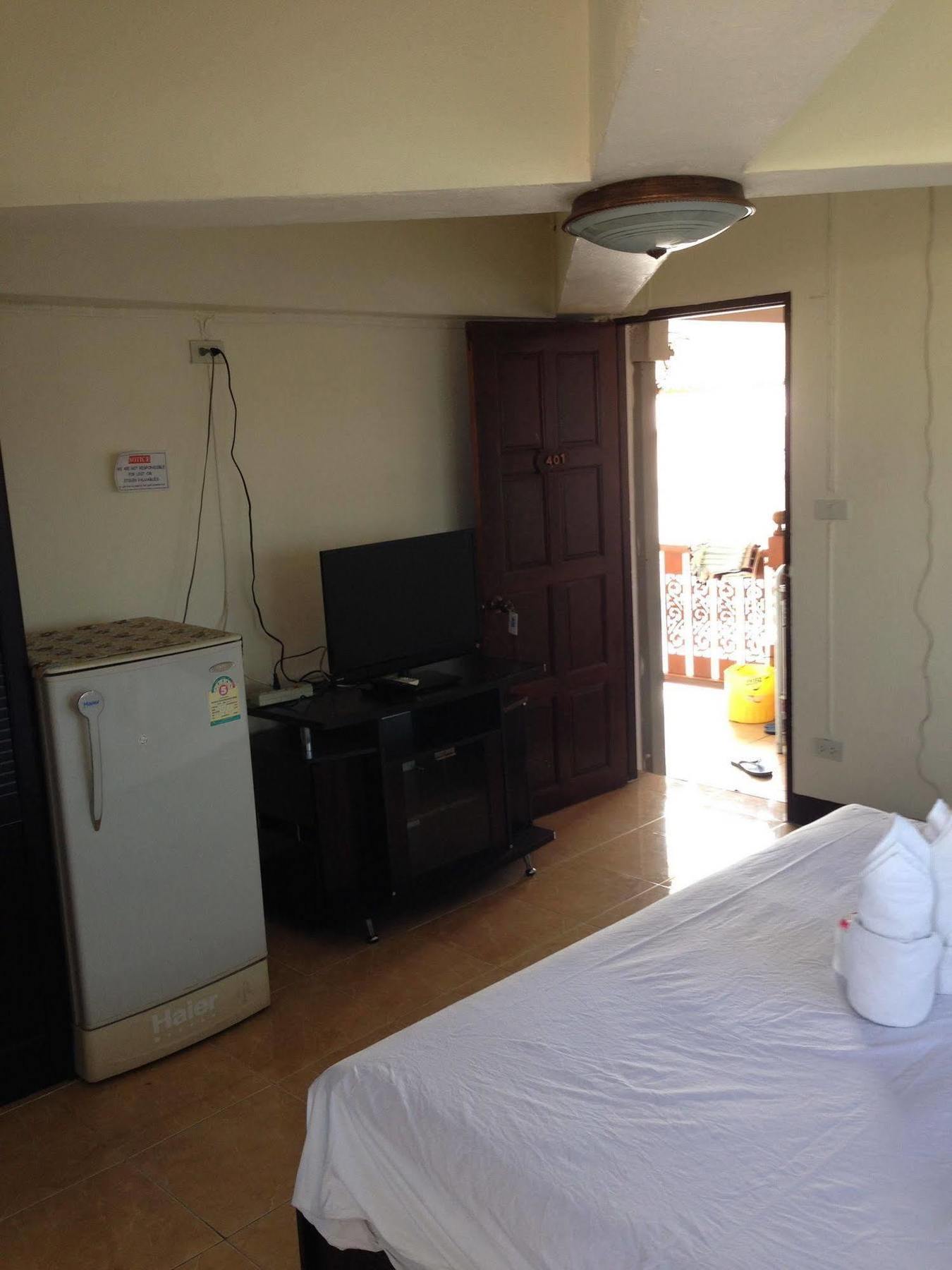 Sripoom House 1 Hotell Chiang Mai Exteriör bild