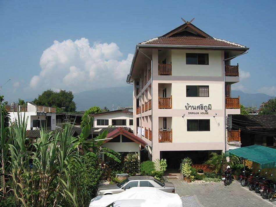 Sripoom House 1 Hotell Chiang Mai Exteriör bild
